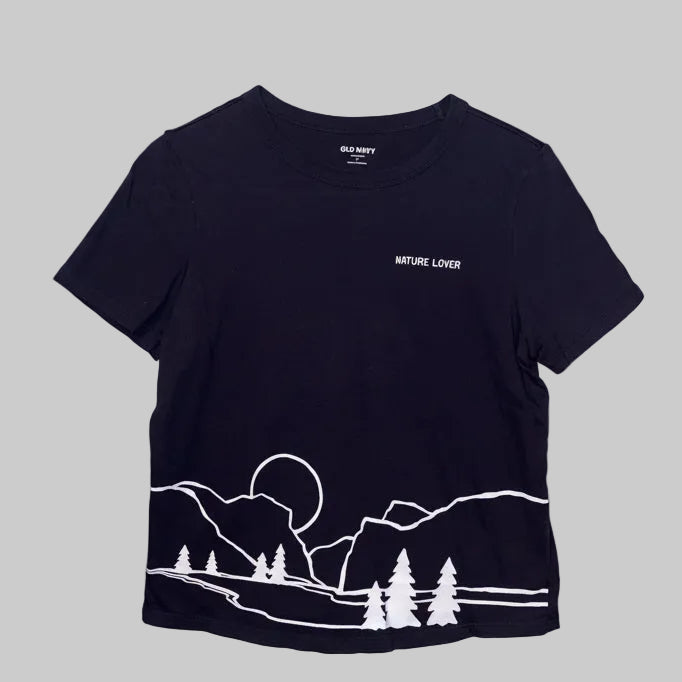 Old Navy "Nature Lover" Graphic Tee