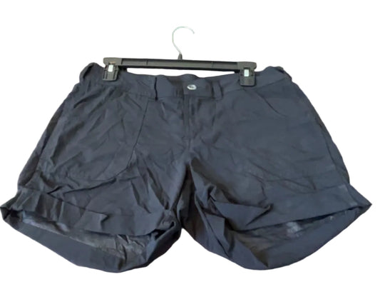 The North Face women's size 6 label on black ripstop hiking shorts