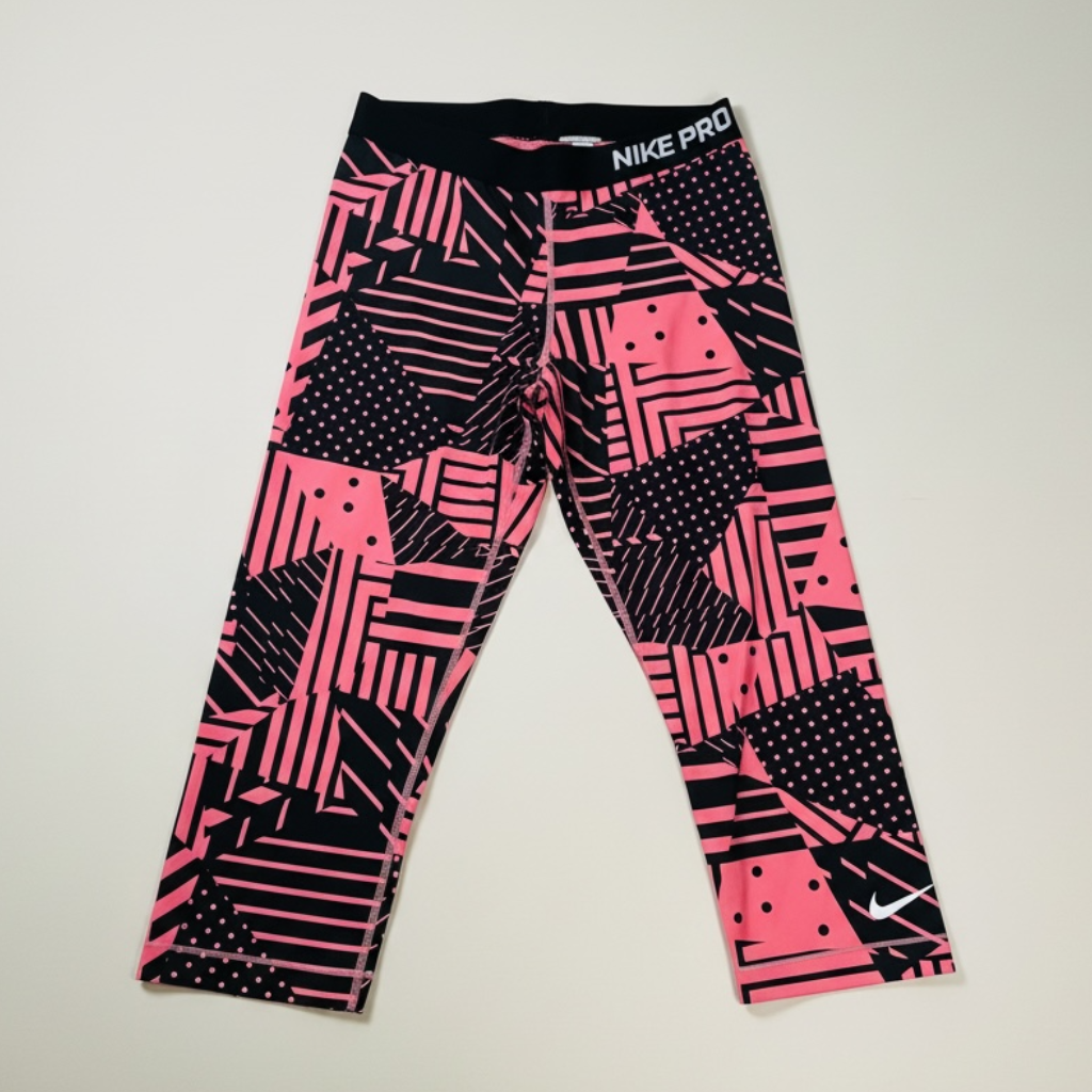 Nike Pro Capris – Pink/Black Print – Size L