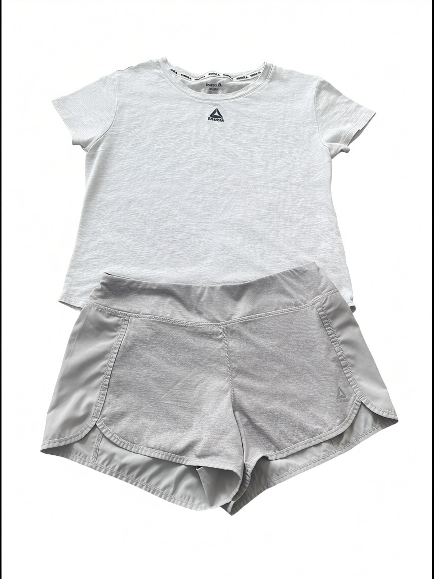 Reebok Tee & Shorts Set – White/Light Grey – Size M