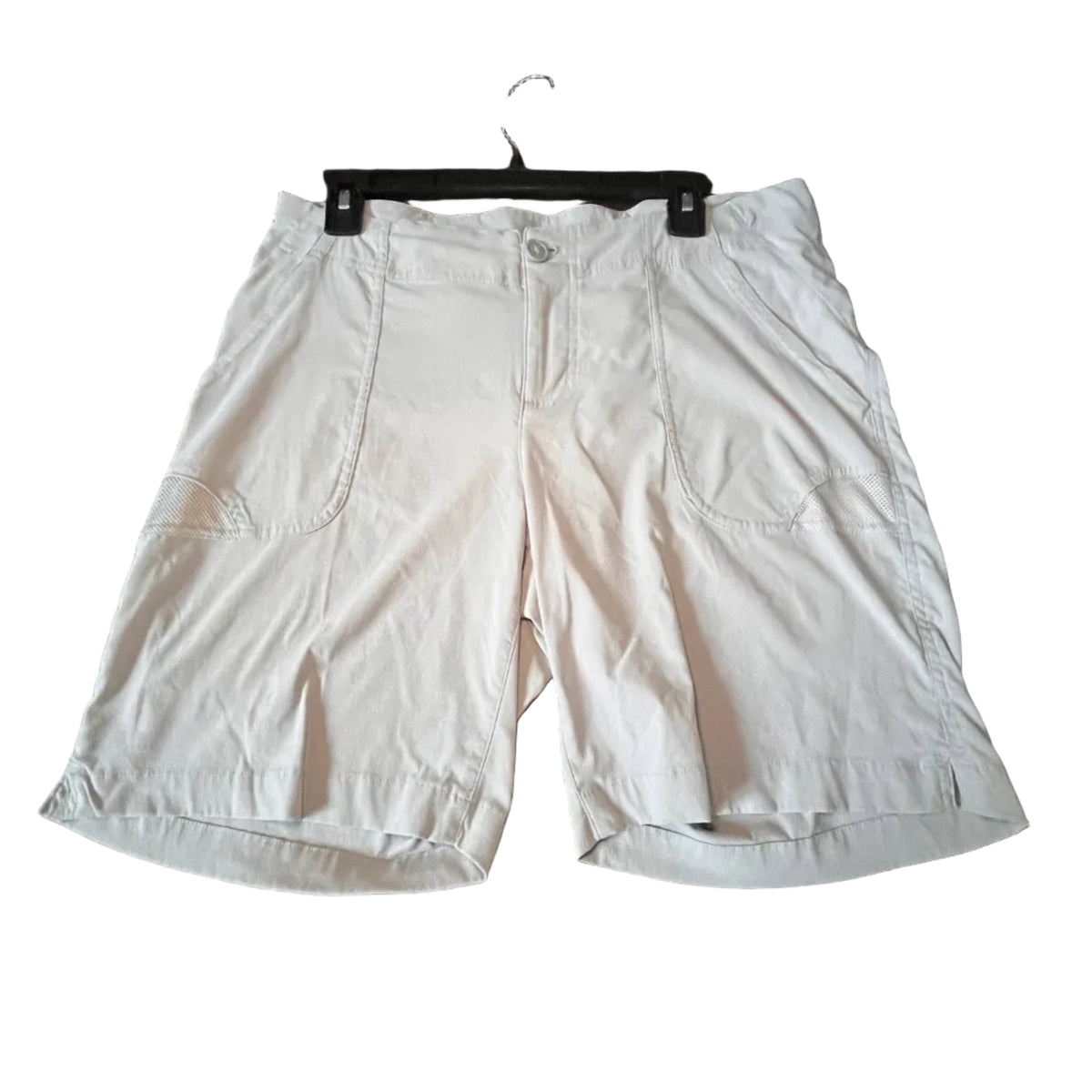 Front view of sage-green Columbia Omni-Shield shorts in size 12