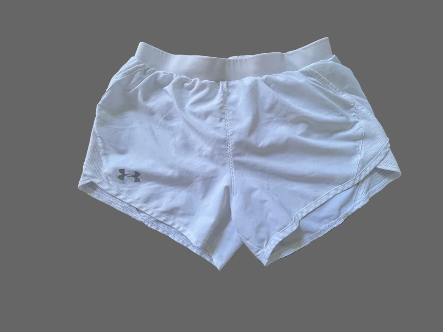 Under Armour HeatGear Loose Shorts – Size Small