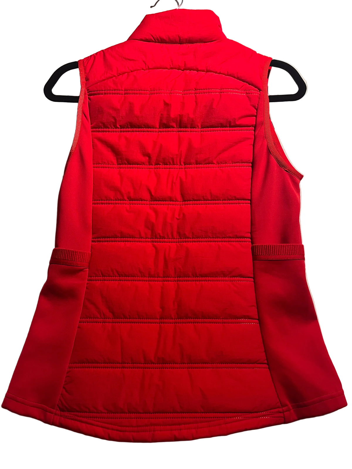 Avia Performance quilted vest – back view red